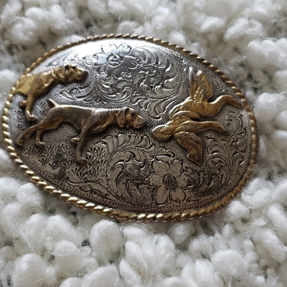Other - Fox hounds geese birds big belt buckle